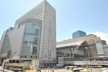 大阪駅周辺の写真